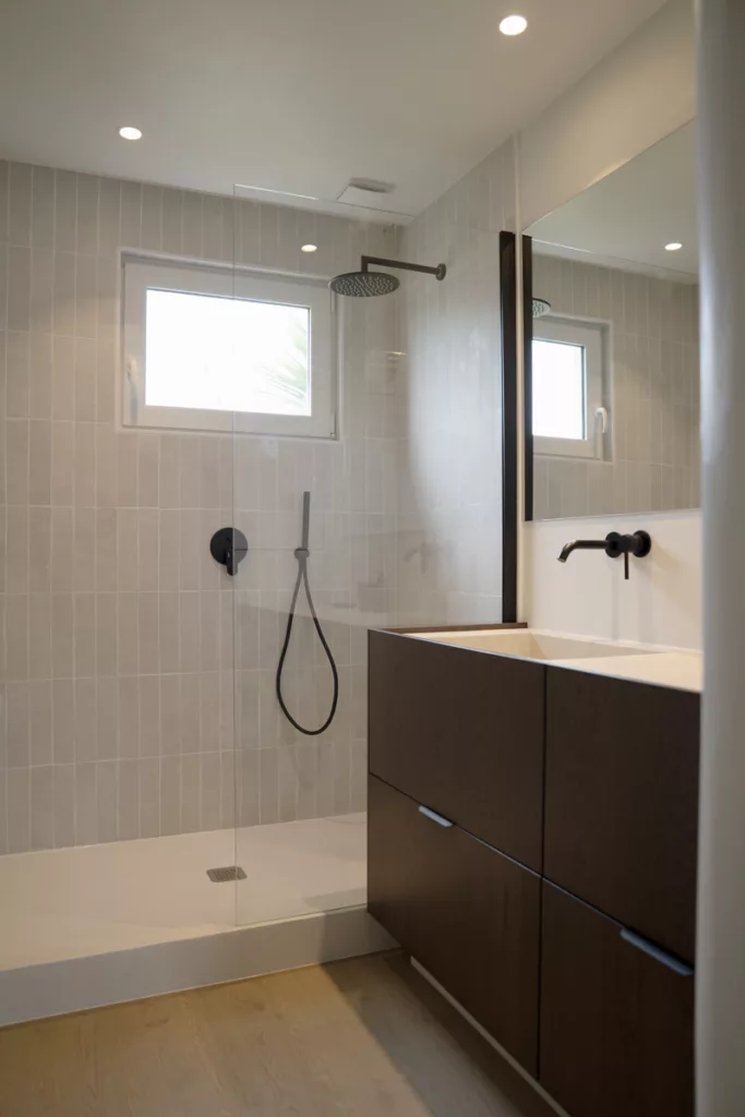Rénovation et aménagement d'une salle d'eau à Barfleur